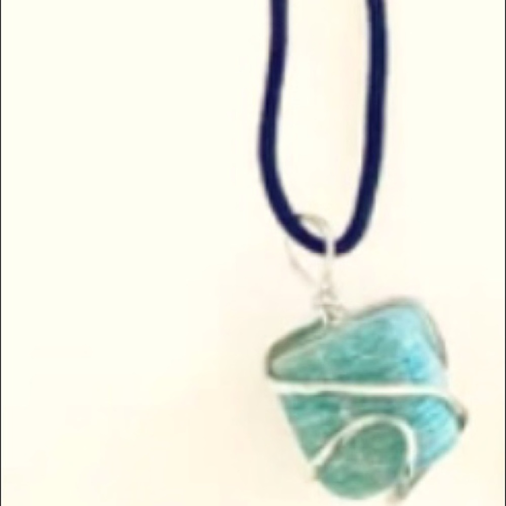 Amzonite wire wrapped necklace on cord NIP